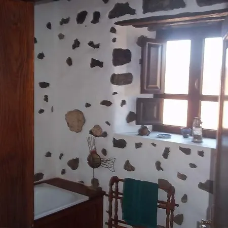 Villa Sleeps 6 Wifi *