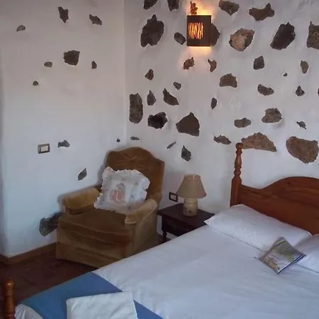 Sleeps 6 Wifi Willa